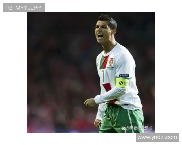 巨星转会掀起绿茵风暴足球场上的华丽变身与新篇章