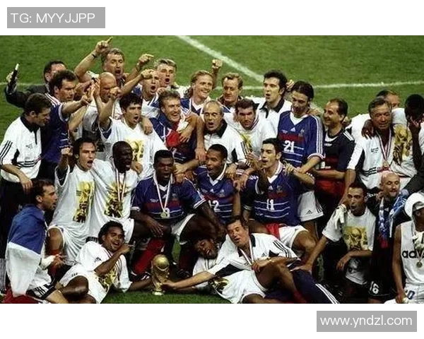 7月6日出生的足球球星们:他们的传奇与成就跨越了时空的界限 7月6日出生的足球球星们:他们的传奇与成就跨越了时空的界限